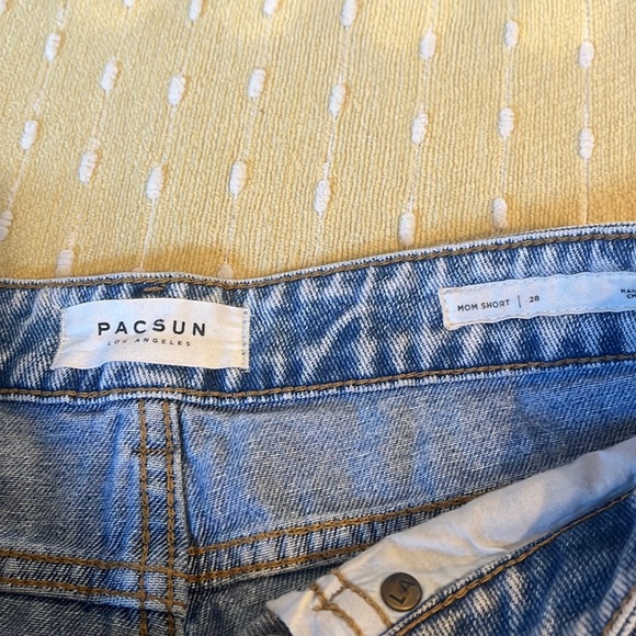 Pacsun denim shorts - Picture 3 of 3